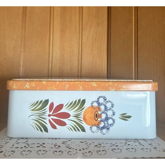 Quimper Style Vintage Biscuit Tin Hinged Embossed Lid Massilly France Folk Art - Picture 3 of 6